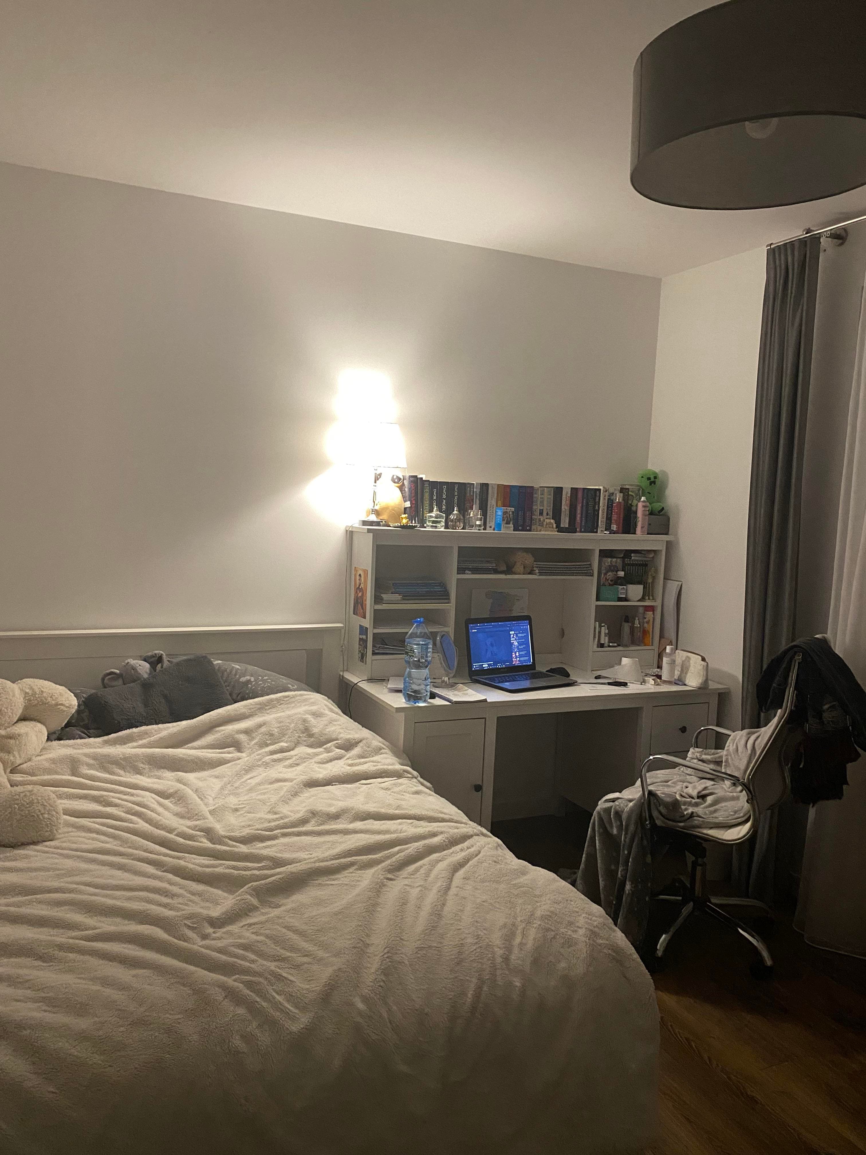 8 DIY Aesthetic Room Decor Hacks for a Budget Glow-Up