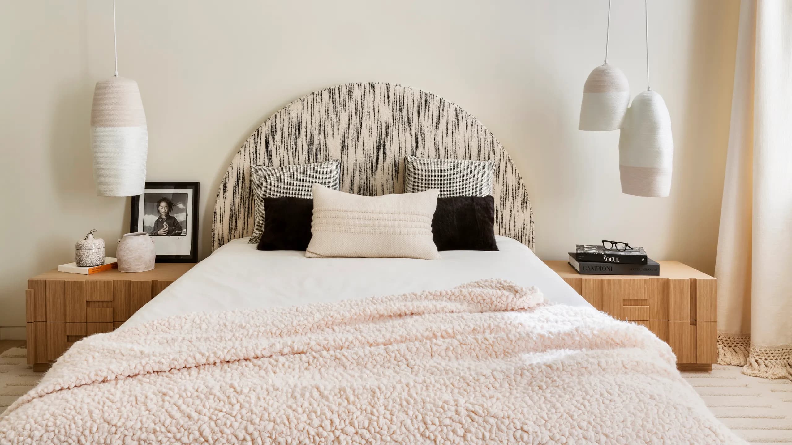 7 Minimalist Bedroom Inspiration Ideas for a Serene 2025