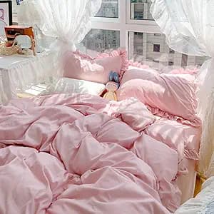15. Ruffled Bedding Set